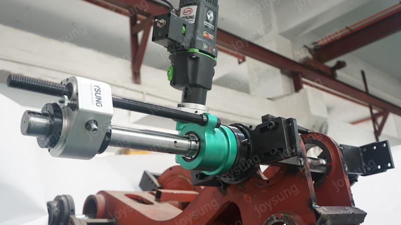 Prenosivi alatni strojevi za bušenje i spajanje